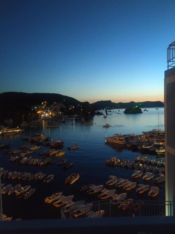 Hotel La Baia Ponza Kültér fotó