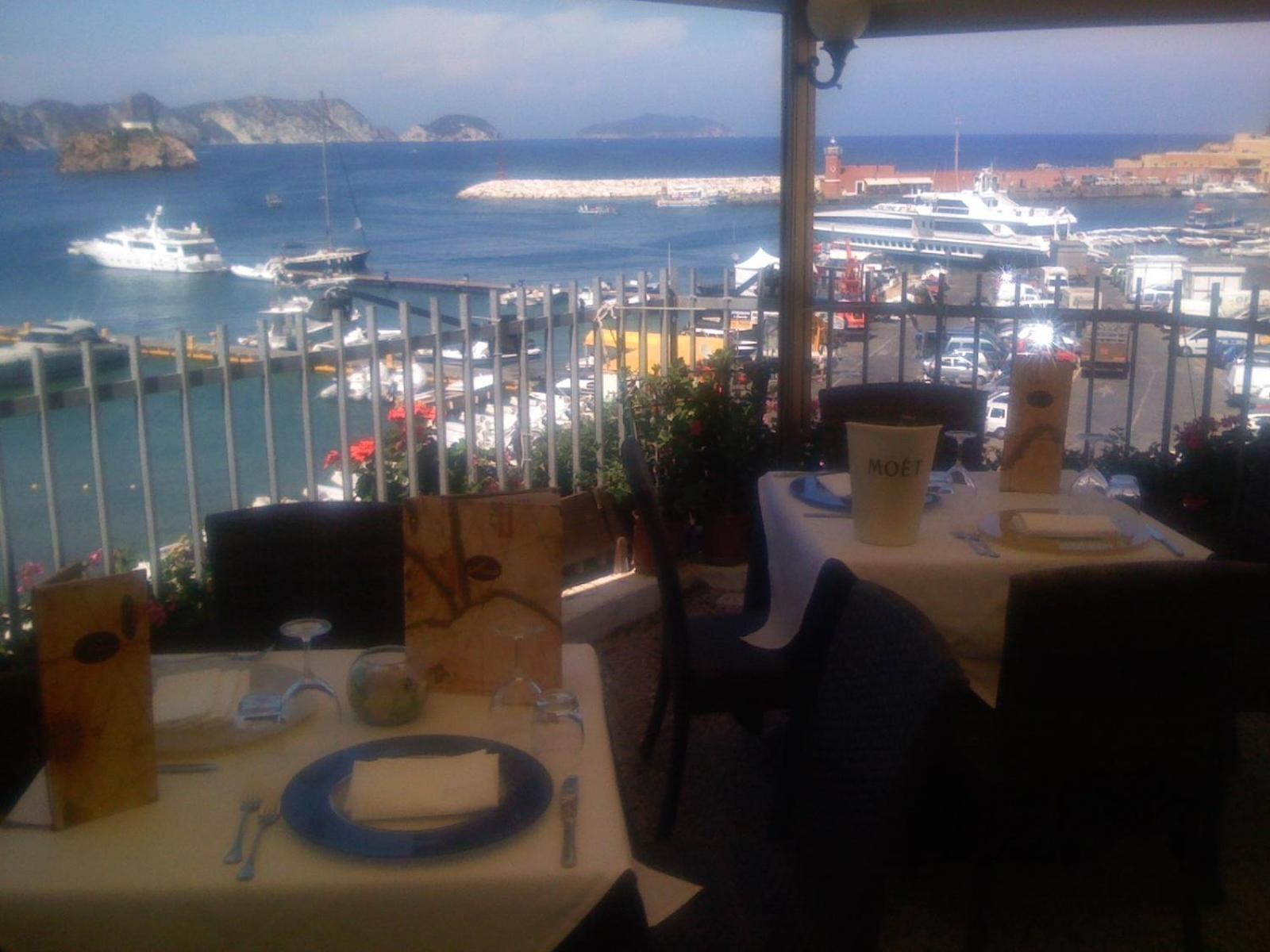 Hotel La Baia Ponza Kültér fotó