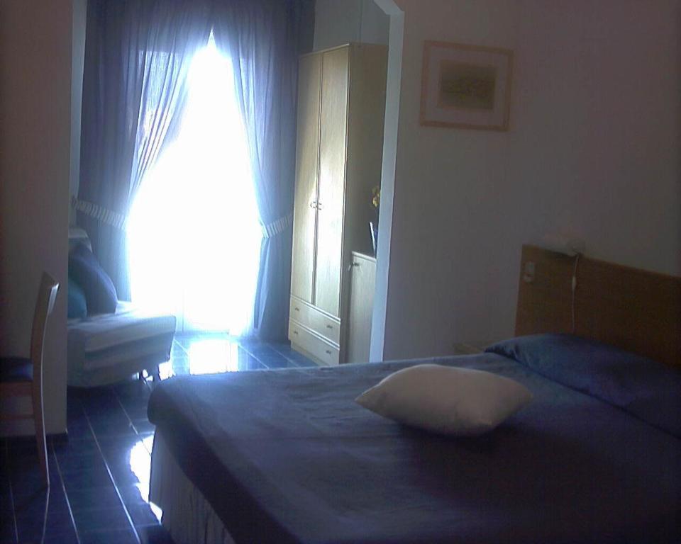 Hotel La Baia Ponza Szoba fotó