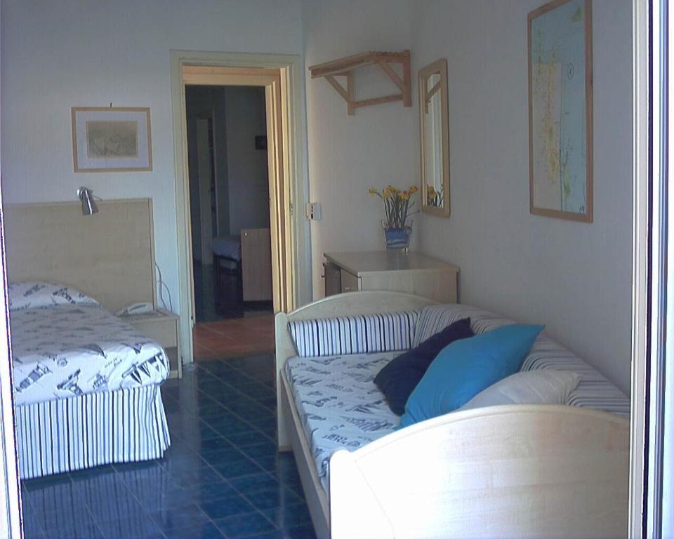 Hotel La Baia Ponza Szoba fotó